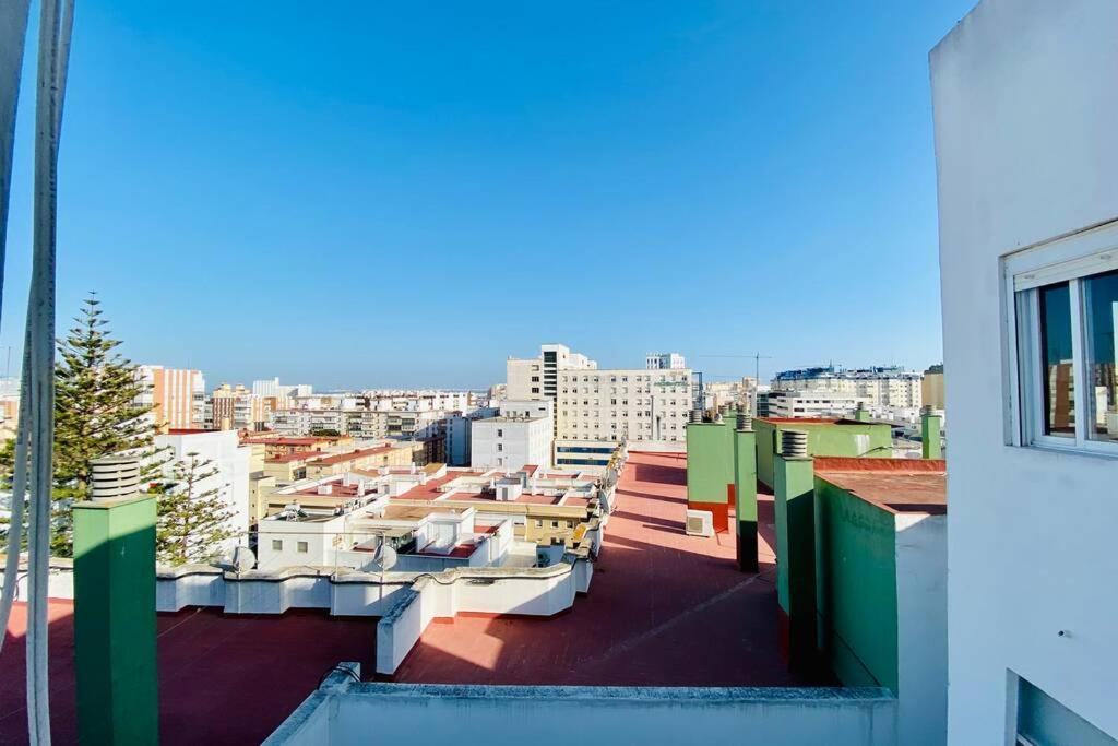 Penthouse Mara Ascensor Y Playa Grupo Ac Gestion Lägenhet Cádiz Exteriör bild